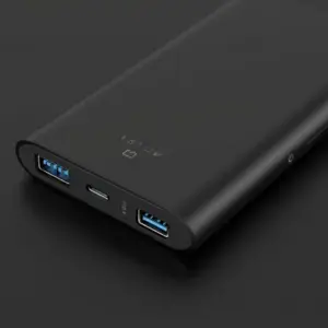 Power Bank (10,000 mAh)